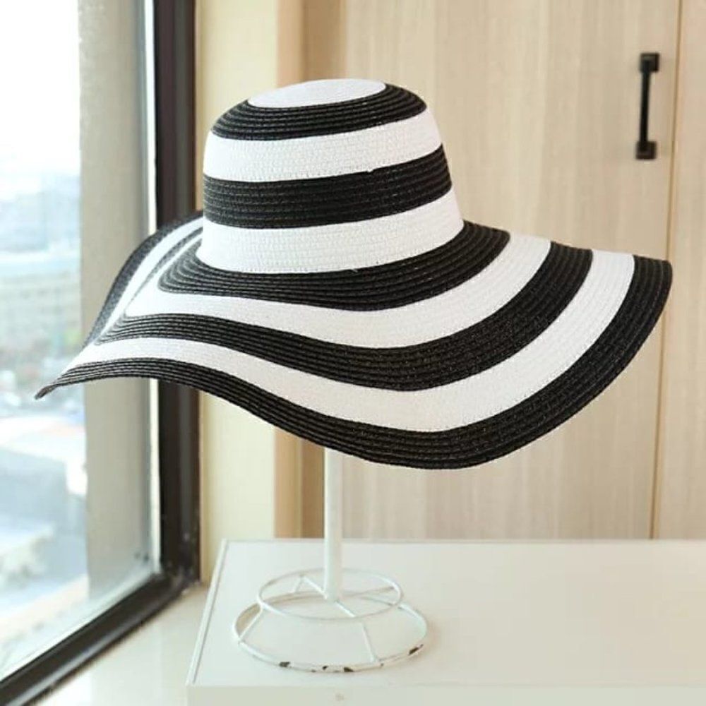 Women Straw Hat  Available in 2 colors